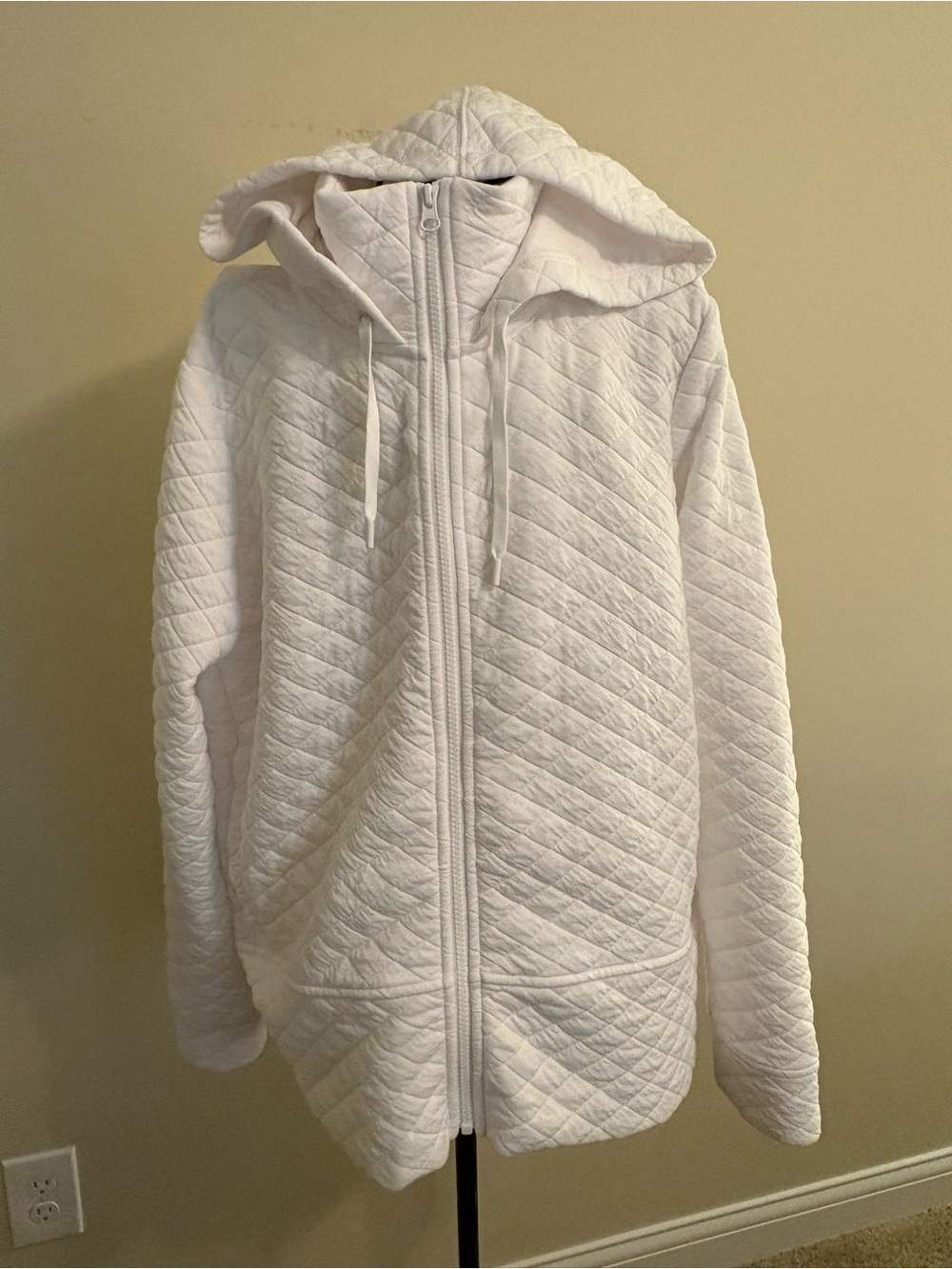 DSG White Quilted Hooded Zip-Up Jacket
